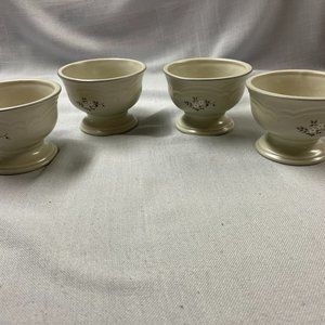 Pfaltzgraff Heirloom set of 4 pedestal/footed dessert/ice cream bowls